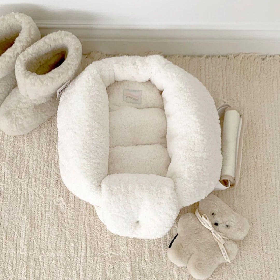 キャリーバッグ・スリング near by us FLUFFY BONGBONG BAG