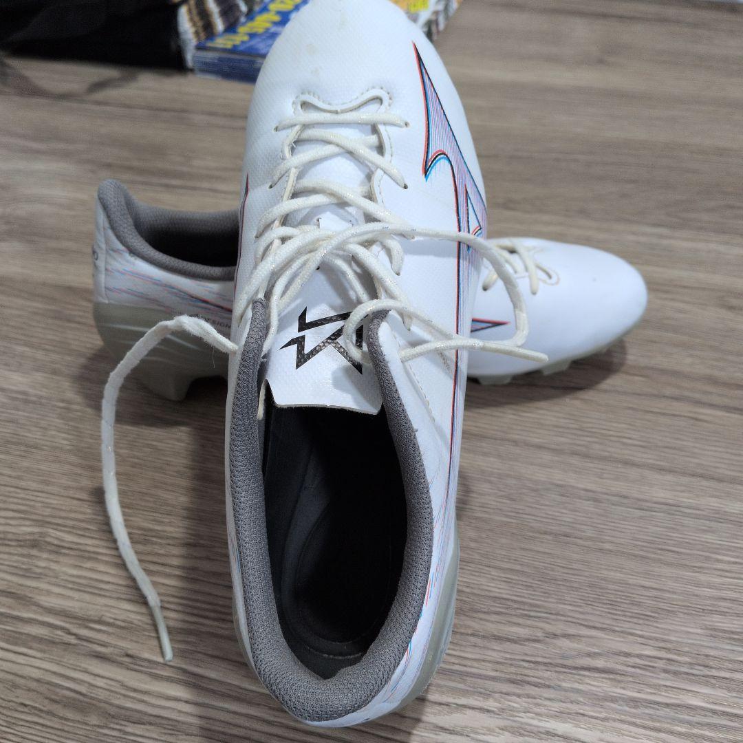 Mizuno Alpha ホワイト サッカーシューズ