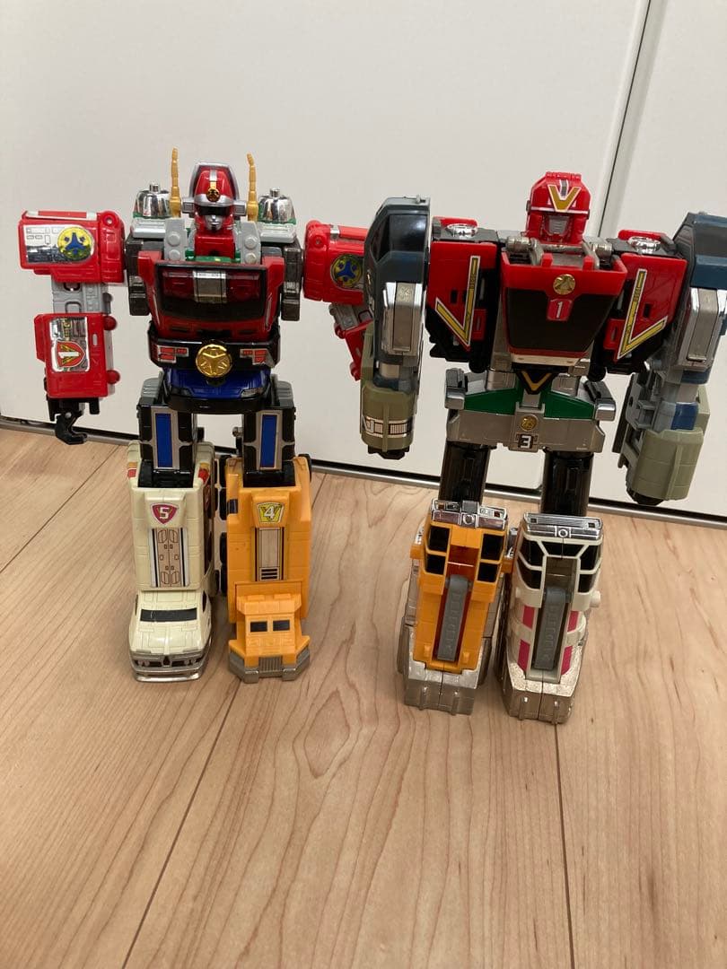 救急戦隊ゴーゴーファイブ」・DX超合金「緊急合体ビクトリーロボビクトリーマーズ①