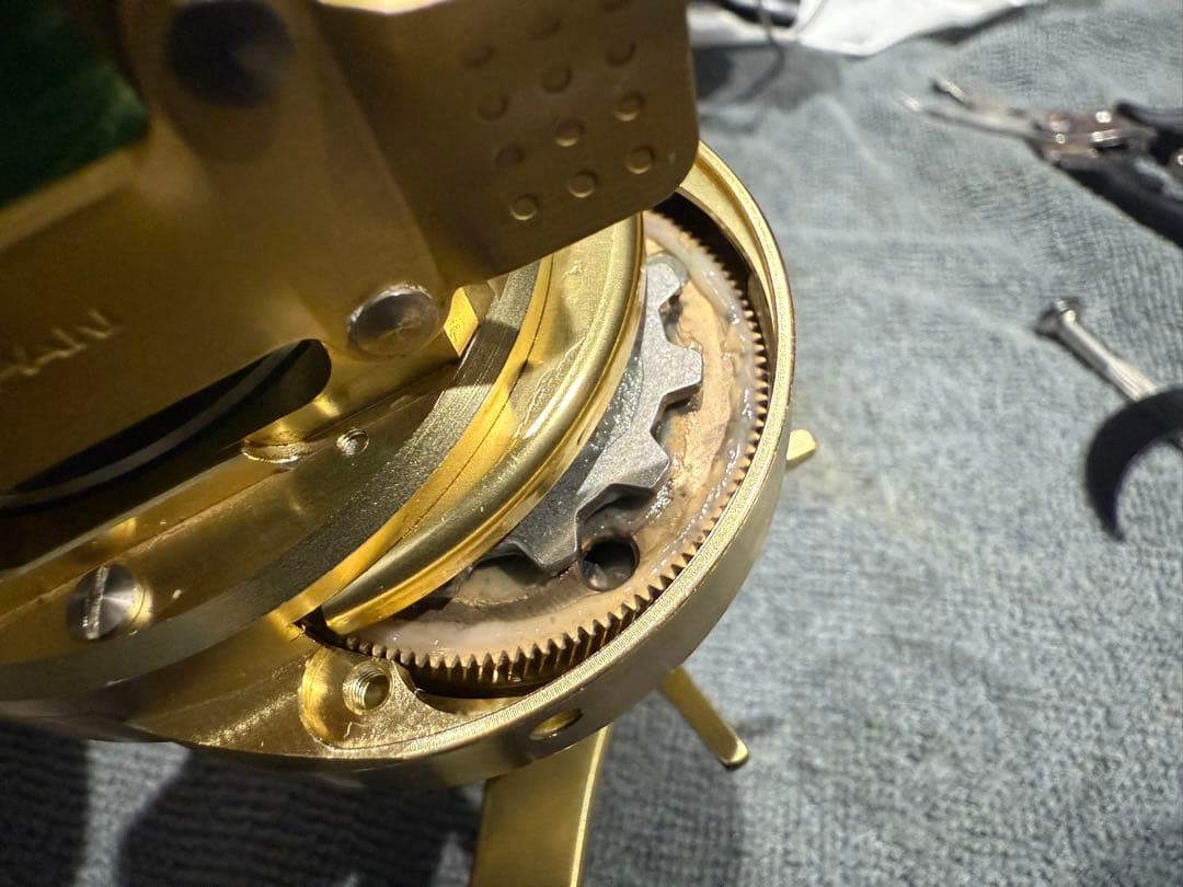 リール SHIMANO CALCUTTA CONQUEST 201HG