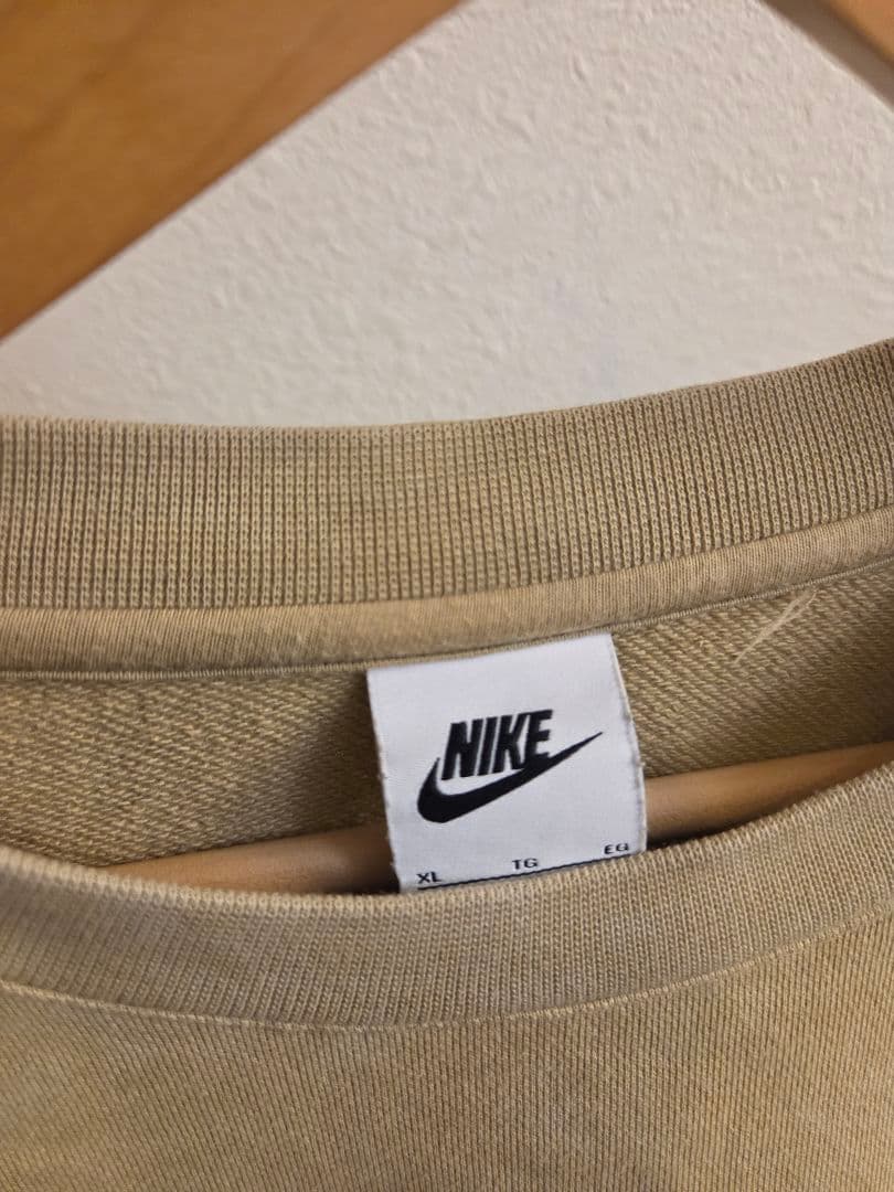 NIKE　ナイキ　ベージュ スウェット　セットアップ　トレーナー