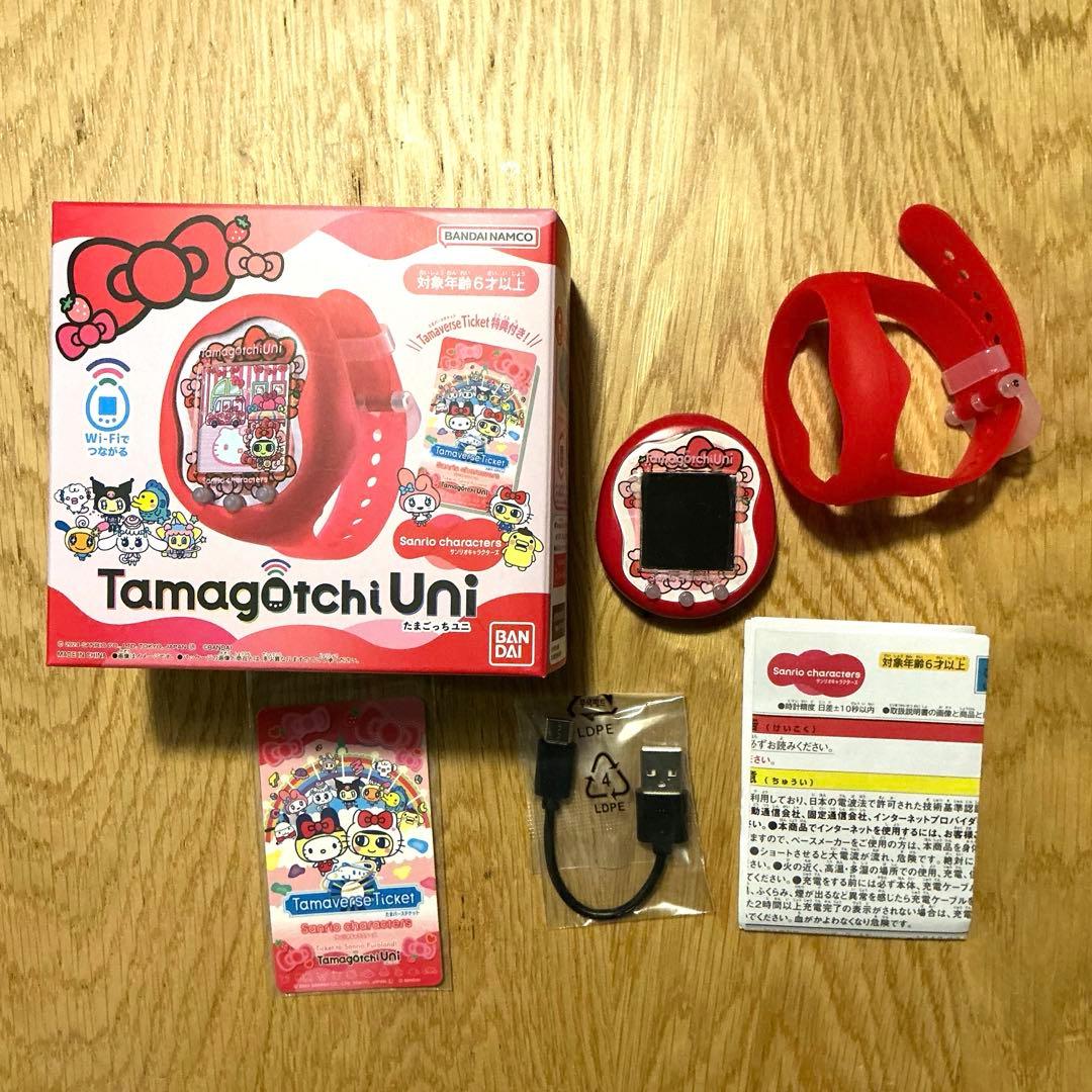 たまごっち　ユニ　サンリオ　コラボ　おもちゃ　バンダイ