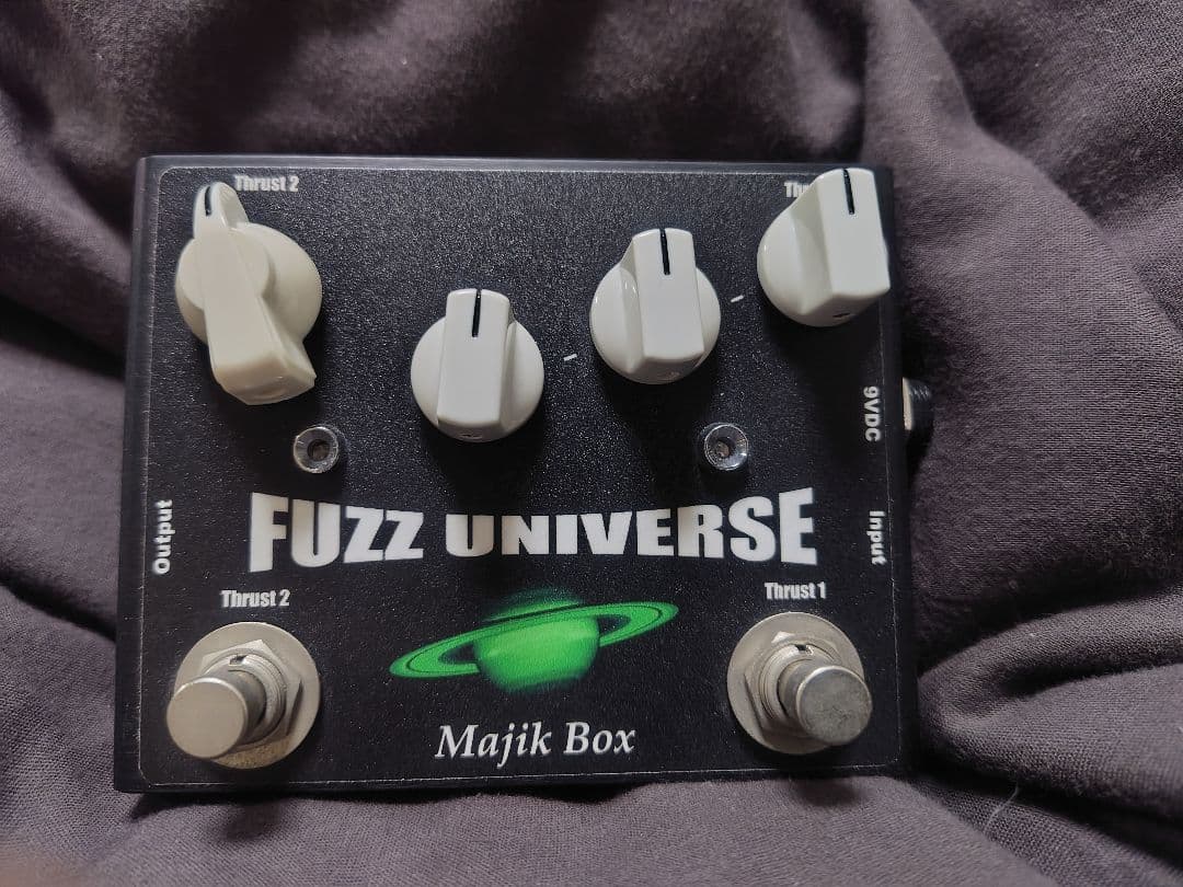 Majik Box エフェクター　FUZZ UNIVERSE FU-2