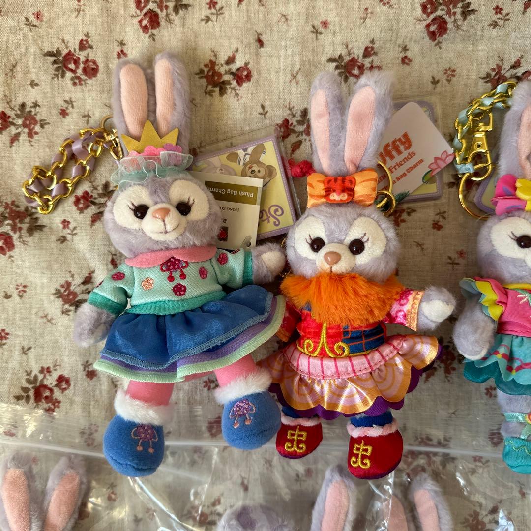 香港ディズニー＆シー❤️ステラルー　ぬいぐるみバッジ・キーチェーン・ストラップ