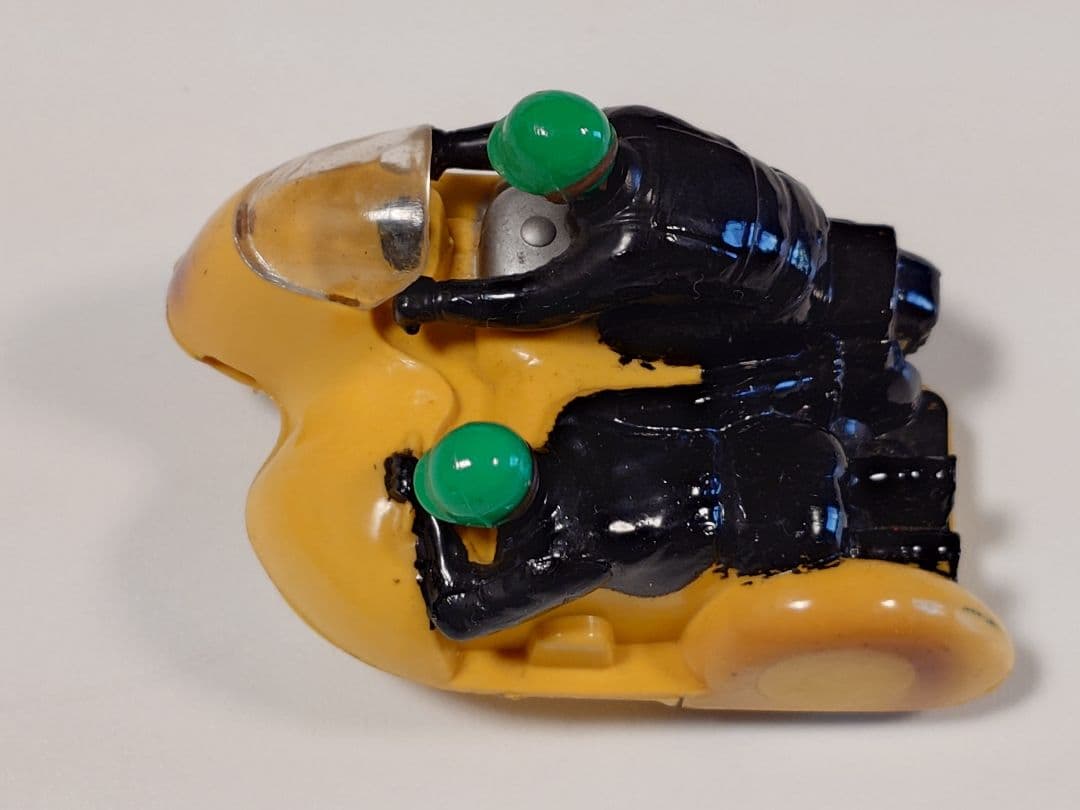 Triang SCALEXTRIC TYPHOON （黄色/緑ヘル）