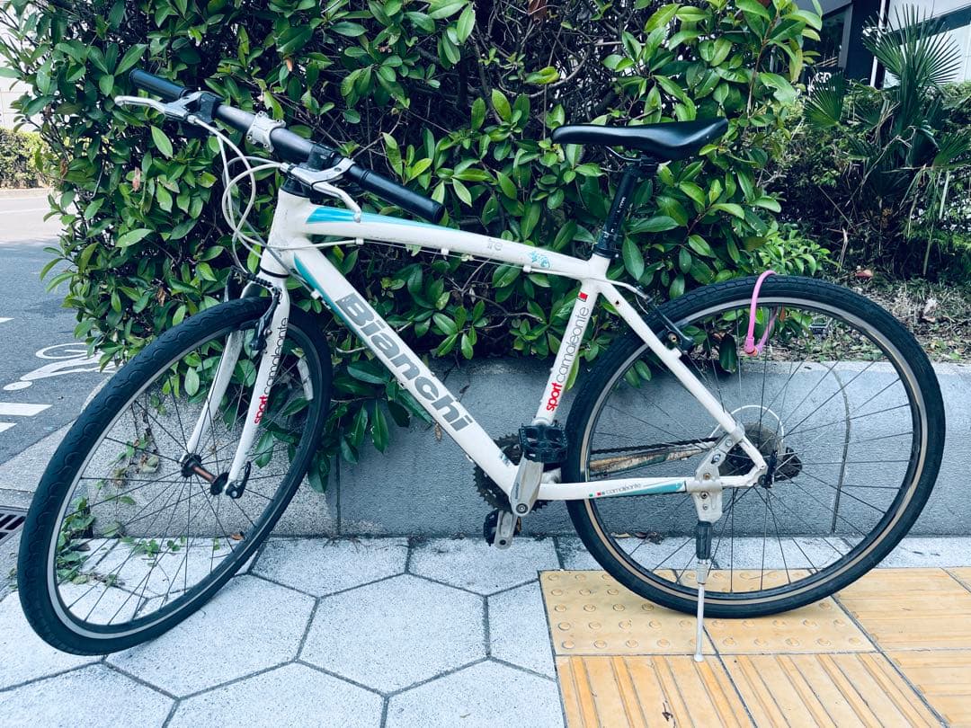 ビアンキ　自転車　クロスバイク　カメレオンテ スポーツ3 中古　白bianchi
