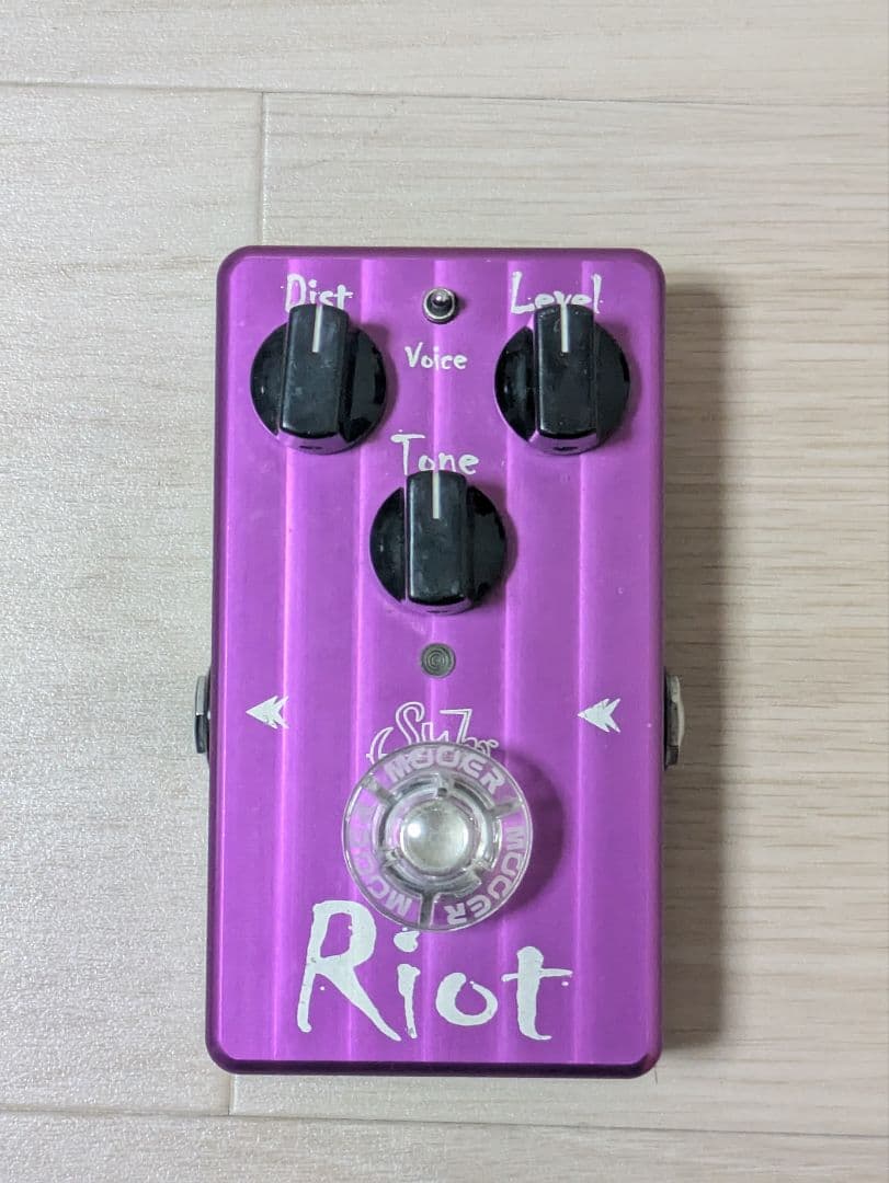 Suhr Riot 初期〜中期型 シリアル7070 USA製 ディストーション