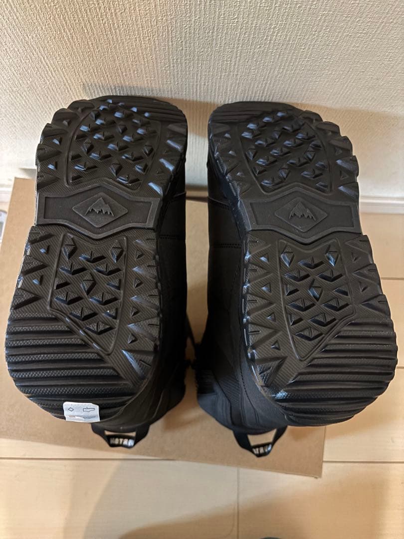 新品　BURTON バートン　スノーボード　ブーツ　保証書付き　28㎝