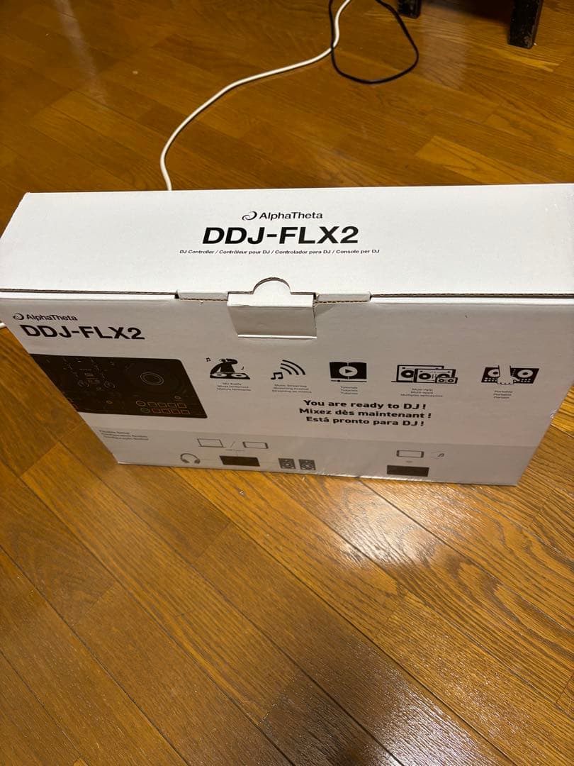 DJコントローラー　AlphaTheta DDJ-FLX2