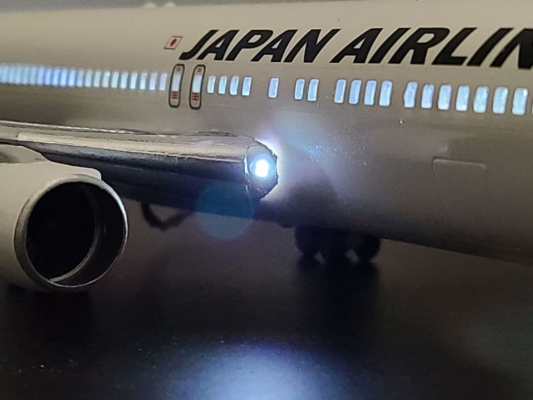 JAL 767-300ER LEDモデル完成品