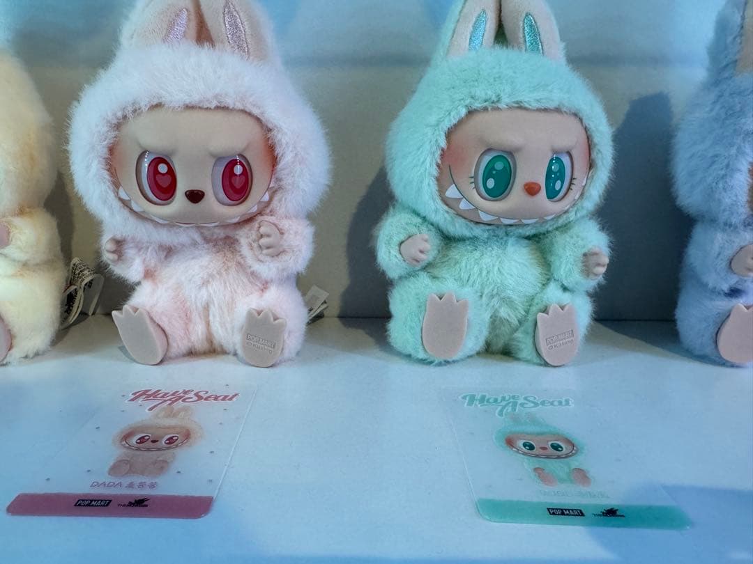 コンプ LABUBU THE MONSTERS Have a Seat