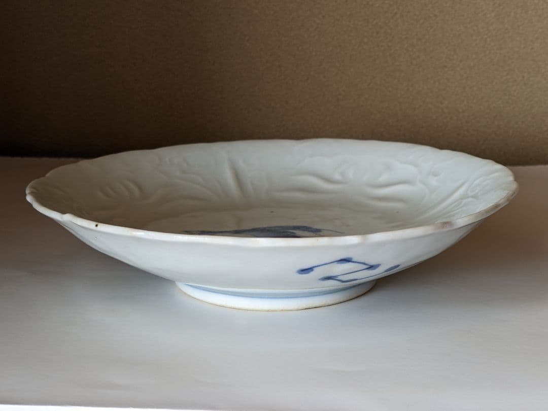 ♦古伊万里 中国古玩 染付 陽刻麒麟紋 ５寸皿 アンティーク 骨董品コレクション