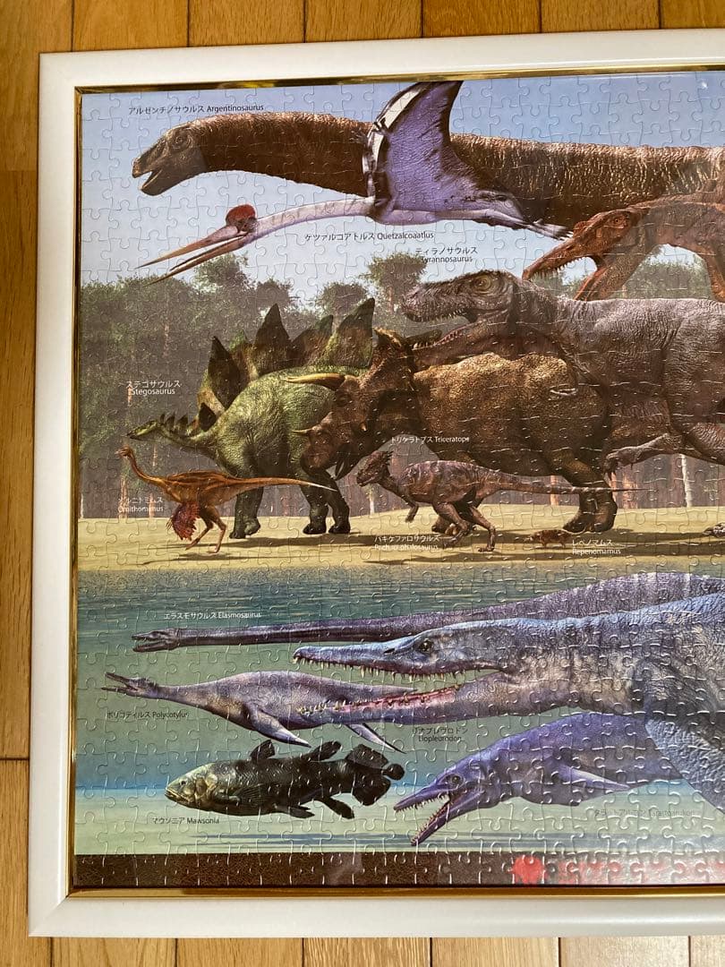千P②恐竜ジグソーパズル　スピノサウルス他20体　木額54×79㎝完成品　極美品