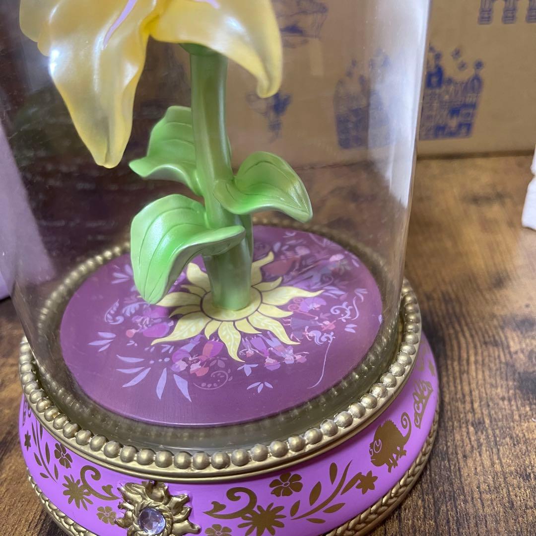 ディズニーストア 塔の上のラプンツェル10周年 LEDライト ランタン魔法の花