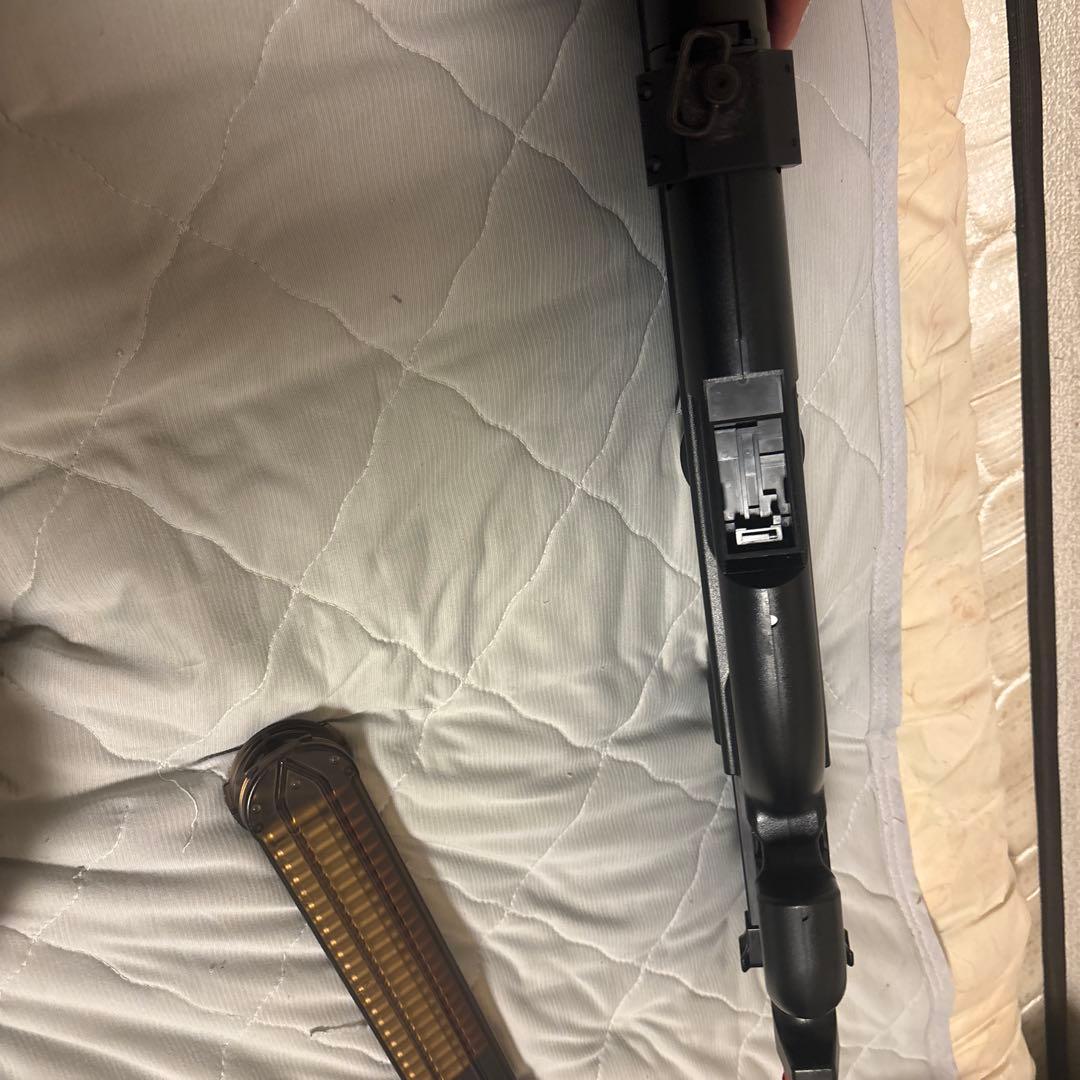 東京マルイ　p90