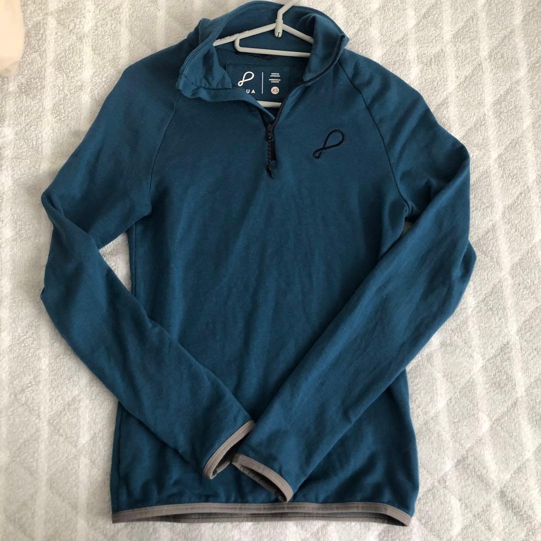 定価約27,000円　スキーウェア