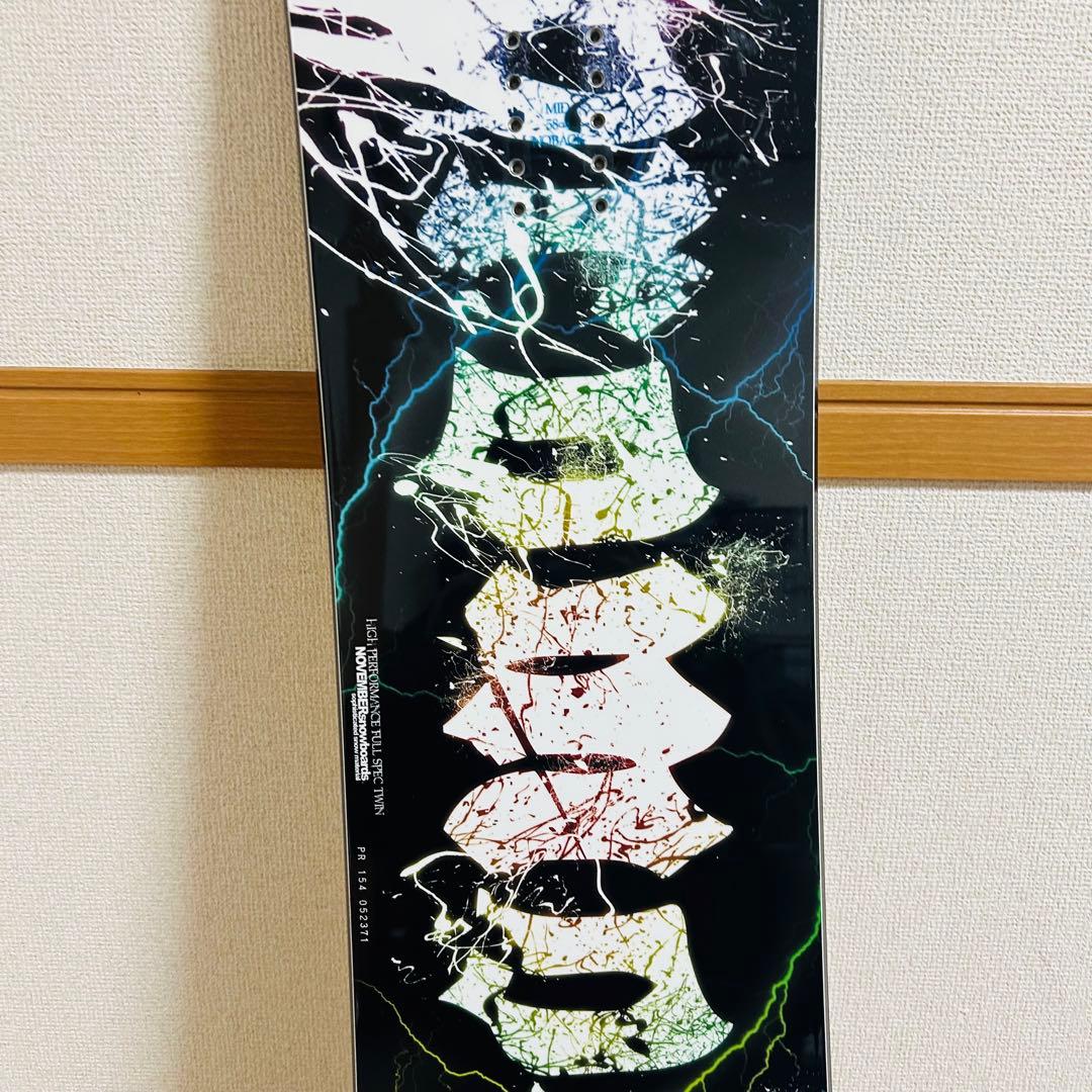 NOVEMBER ノベンバー　152cm スノーボード MID58