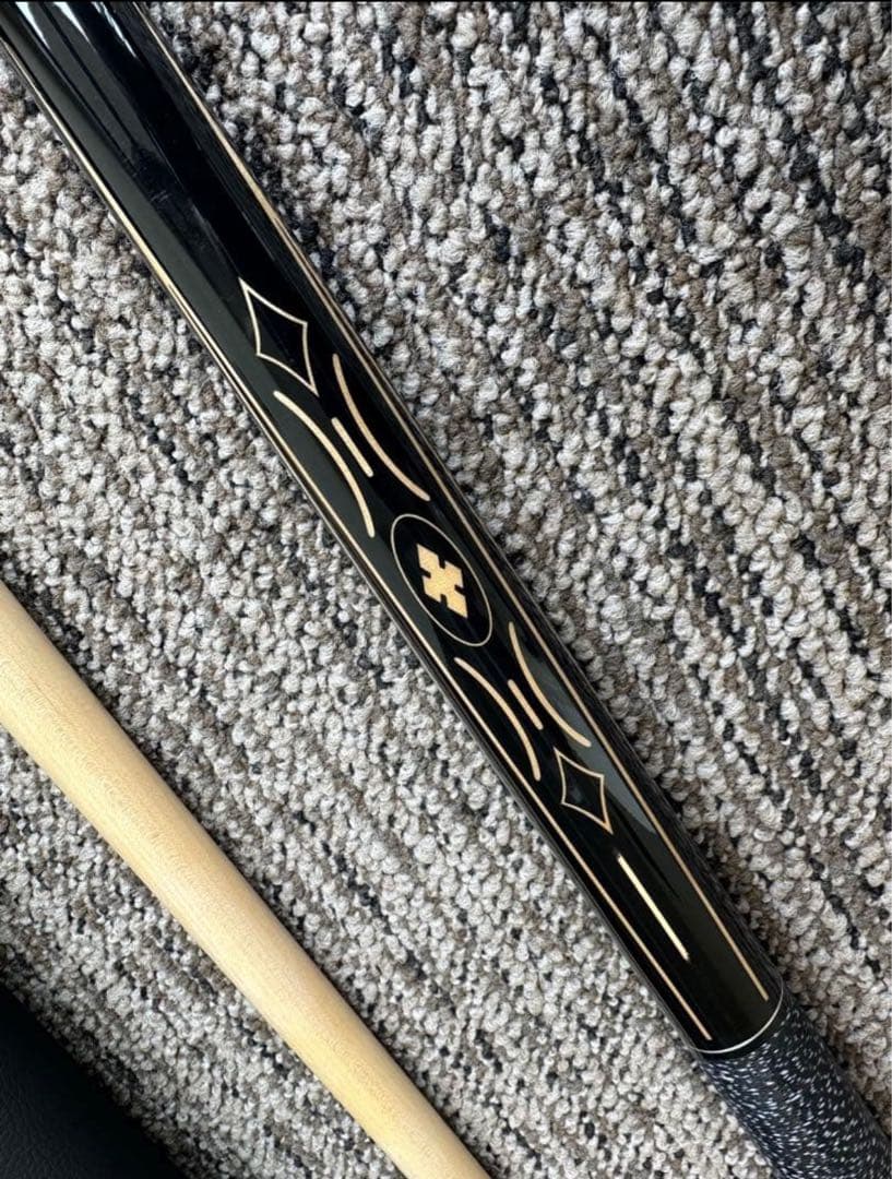 ビリヤードキュー 専用ケース付き