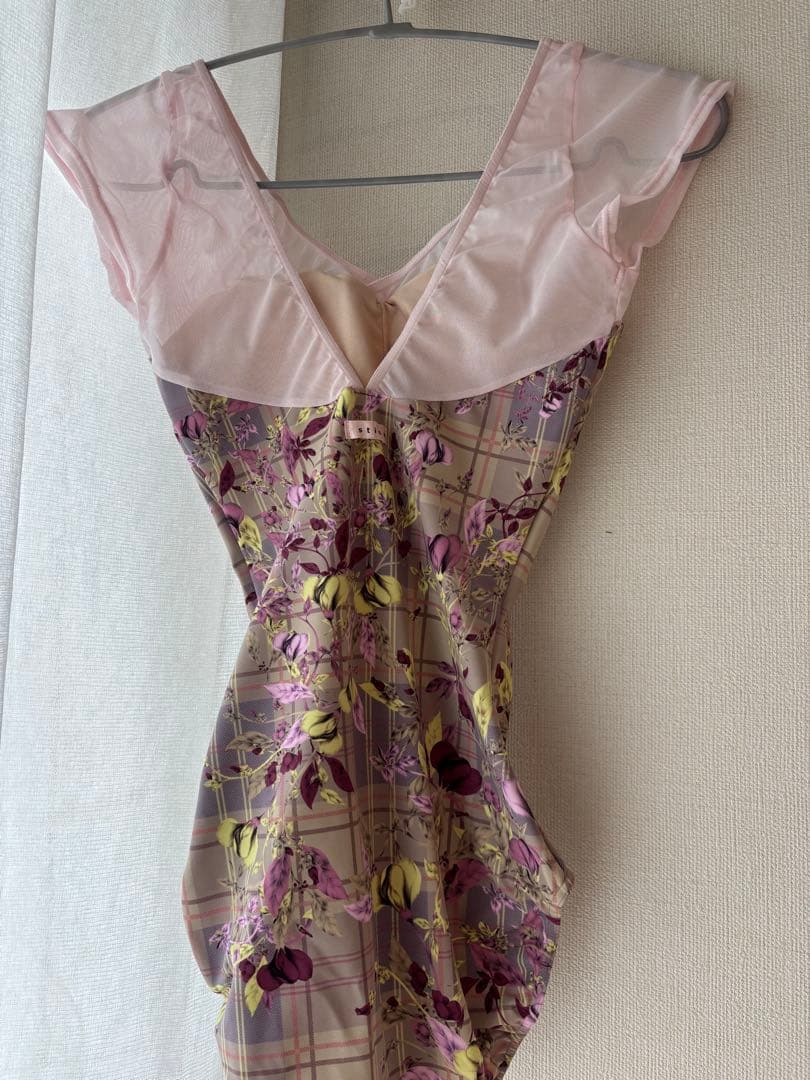 新品⭐︎stina スティナレオタード　Mサイズ