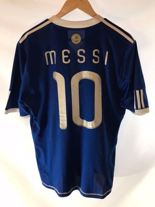 正規品adidasアルゼンチン代表「10」リオネル・メッシ半袖2XOユニフォーム