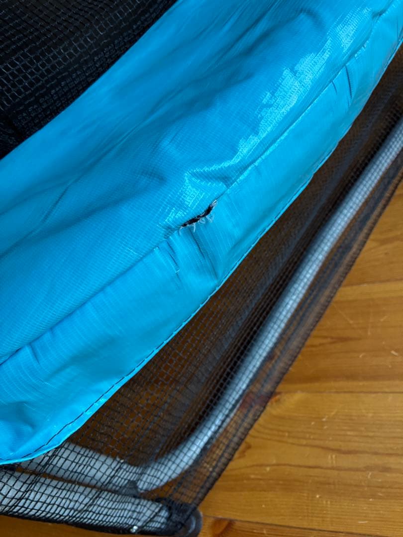 トランポリン　室内