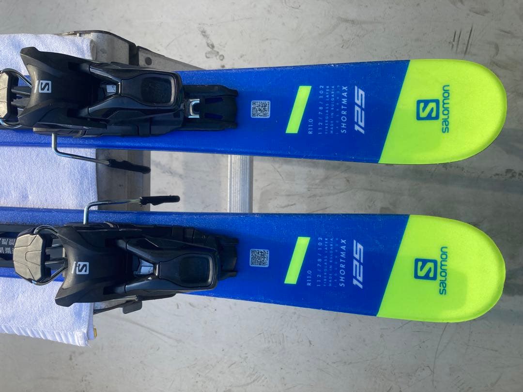 ショートスキー(ミドル　ミッド)SALOMON SHORTMAX125 GW対応