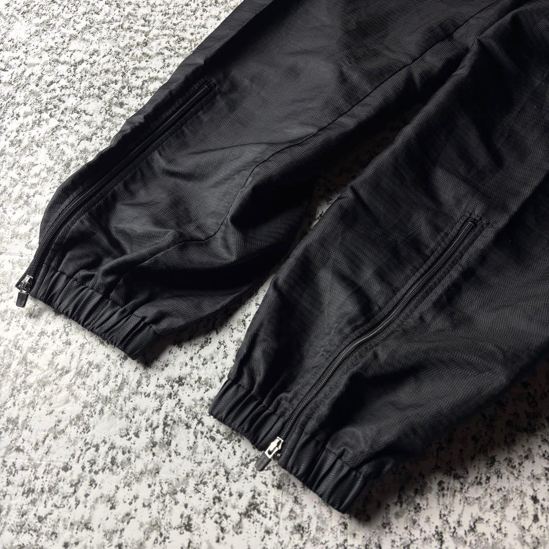 セットアップ　umbro アンブロ　ナイロンピステ　フットサル　上下セット