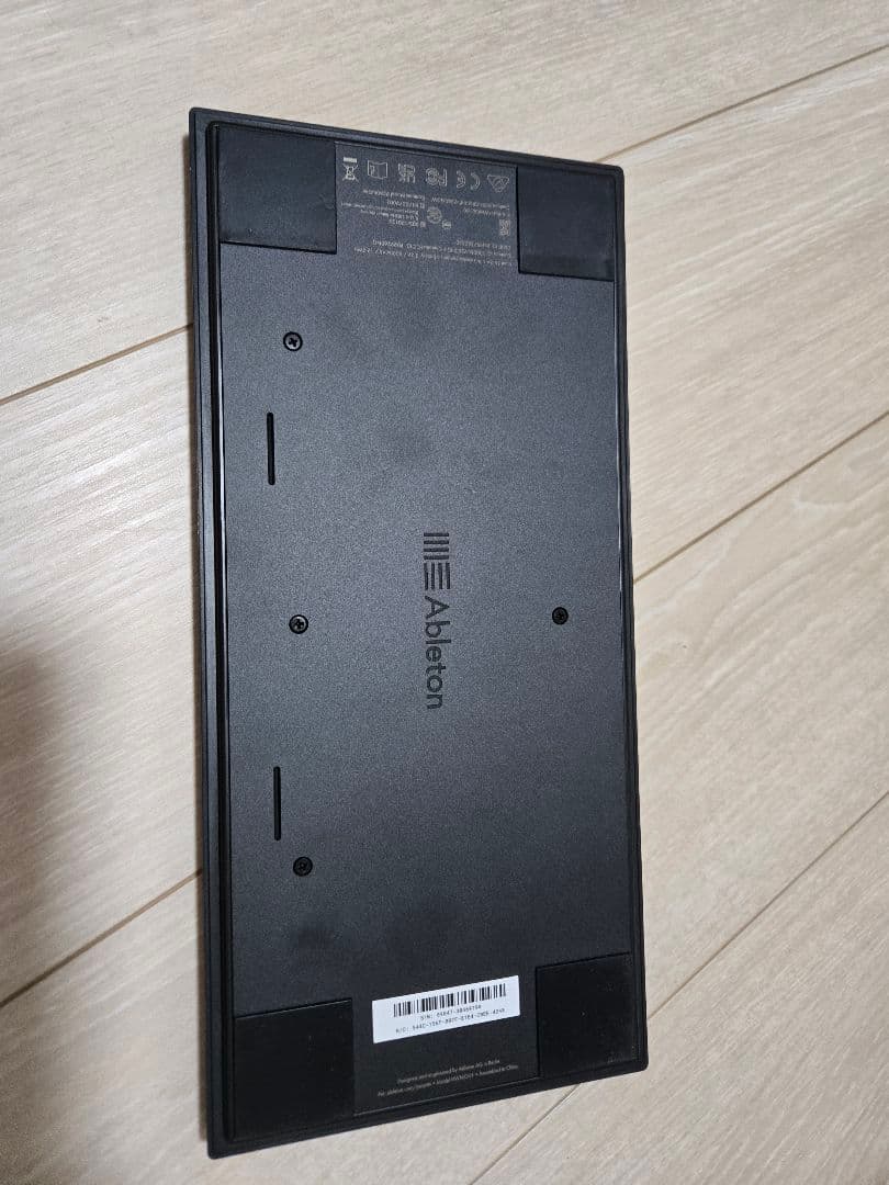 DJ機材 Ableton move