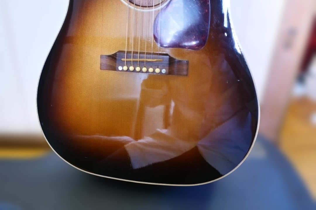 Gibson J-45 VS アコースティックギター 2006年製