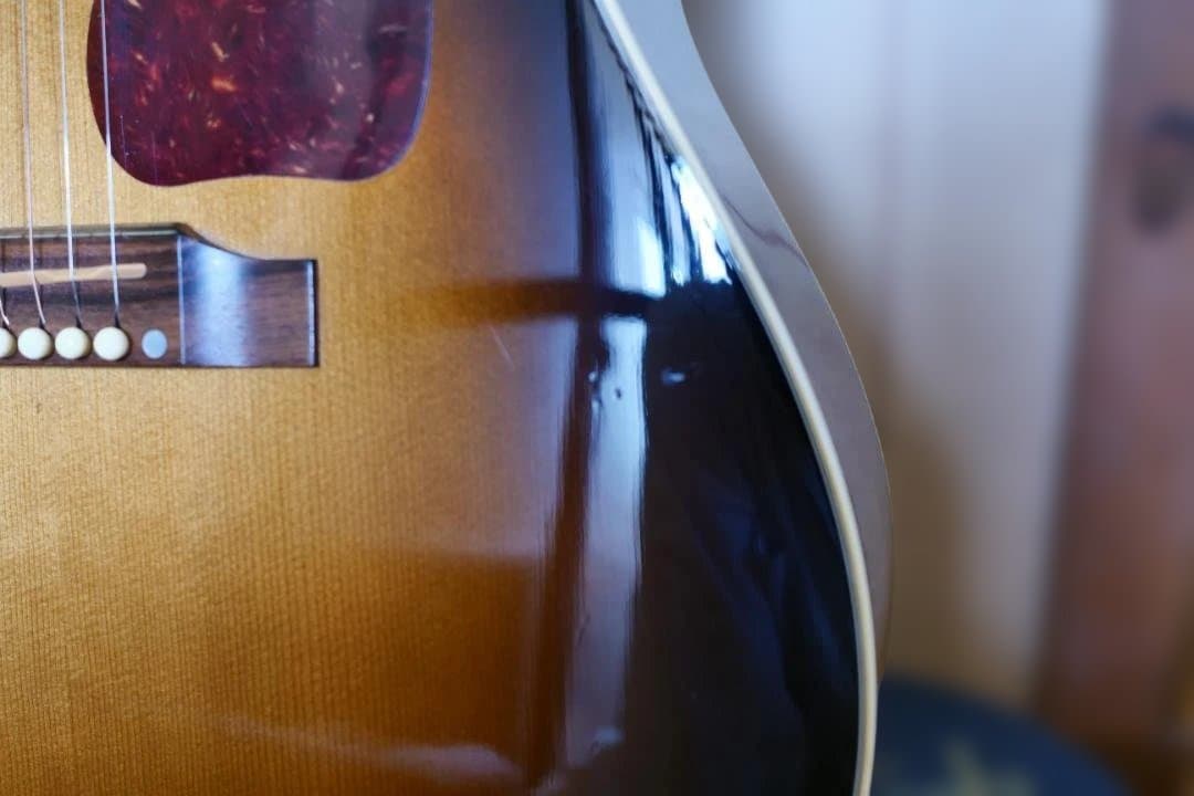 Gibson J-45 VS アコースティックギター 2006年製