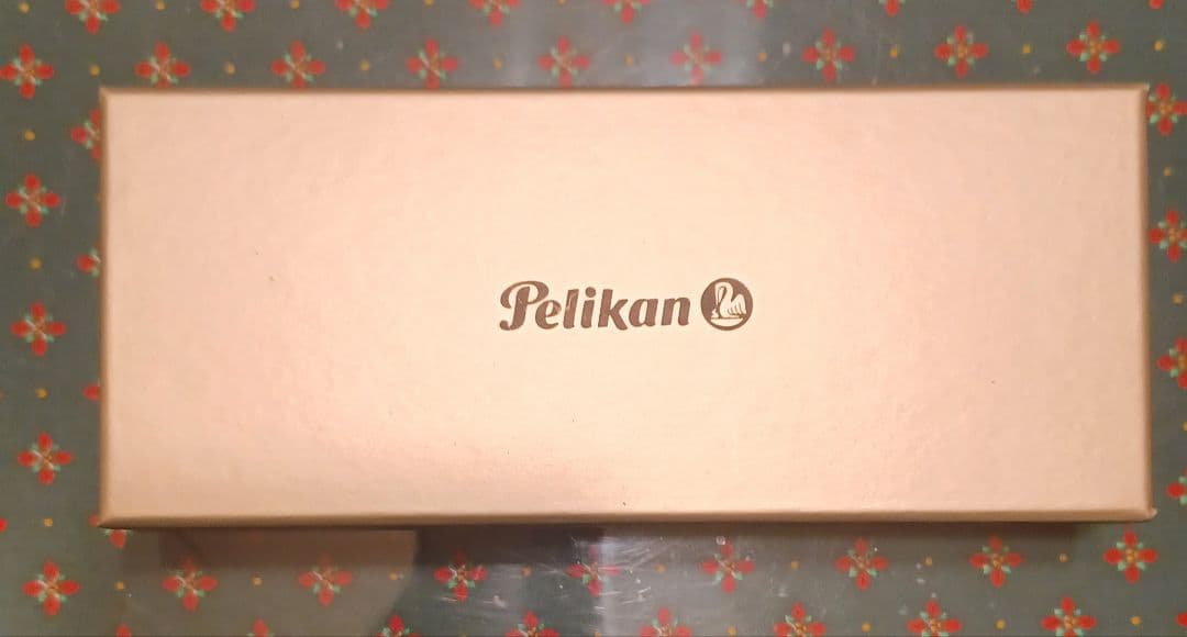 高級ボールペン　ペリカン　スーベレーン　K400　グリーンストライプ　替芯2本付