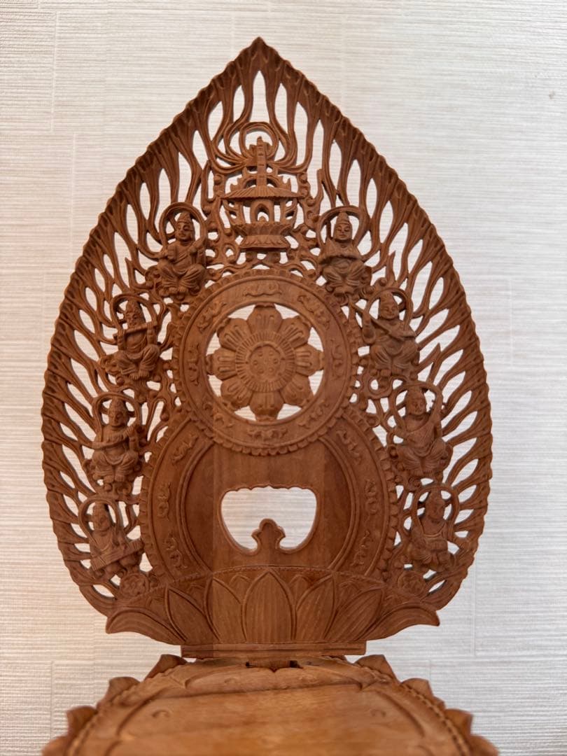 白檀目入彫もの