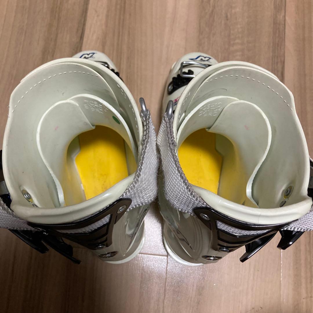 NORDICA スキーブーツ　23.5cm