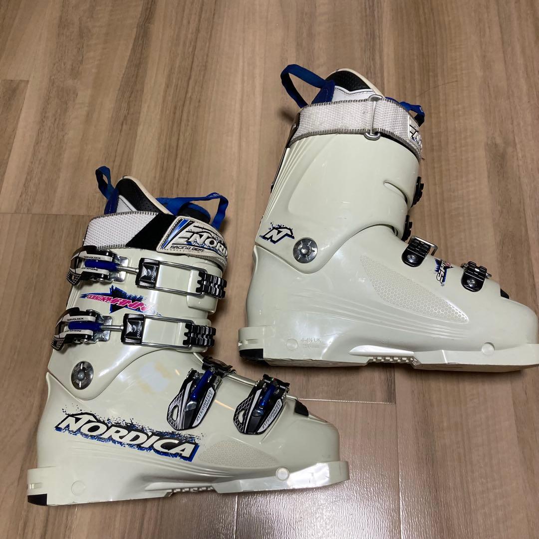 NORDICA スキーブーツ　23.5cm