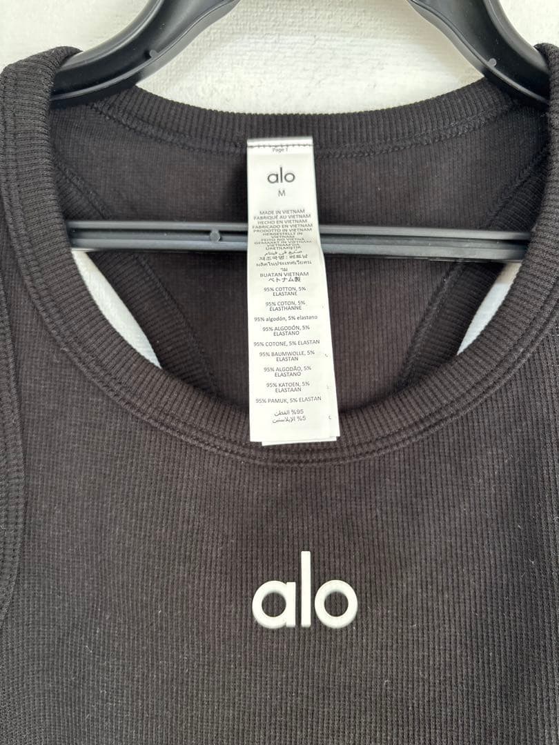 Alo Aspire Tank Mサイズ タンクトップ ジス着用モデル