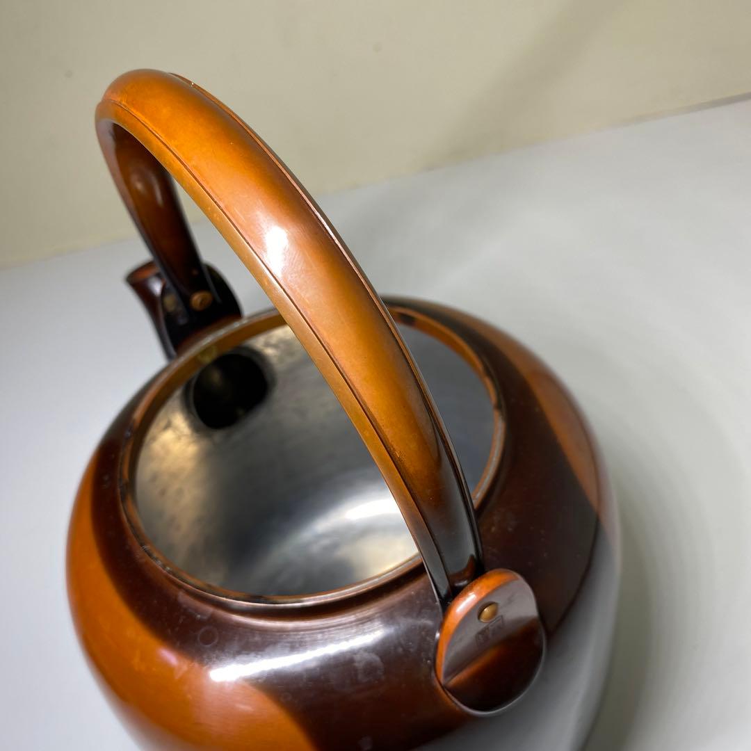 【茶道具】一政堂造　伊藤政治　浄益形腰黒薬缶（共箱）