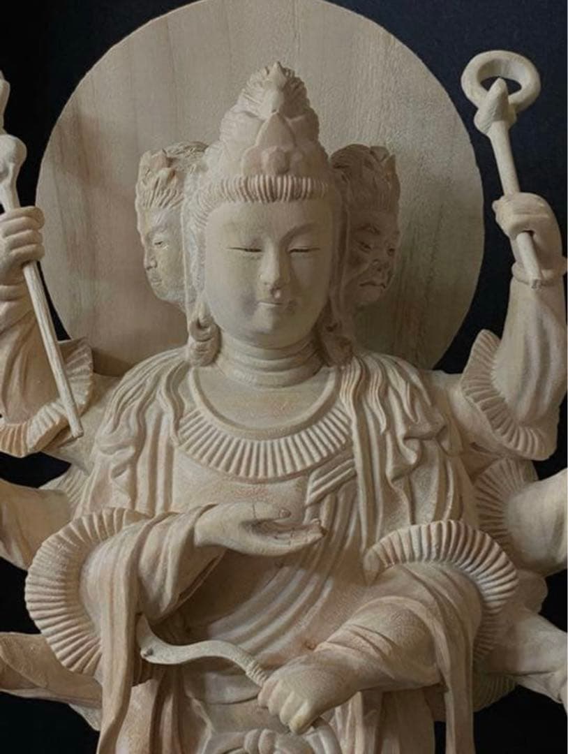 高57cm　井波彫刻　仏教工芸品　楠材　仏師で仕上げ品　護法善神 摩利支天立像