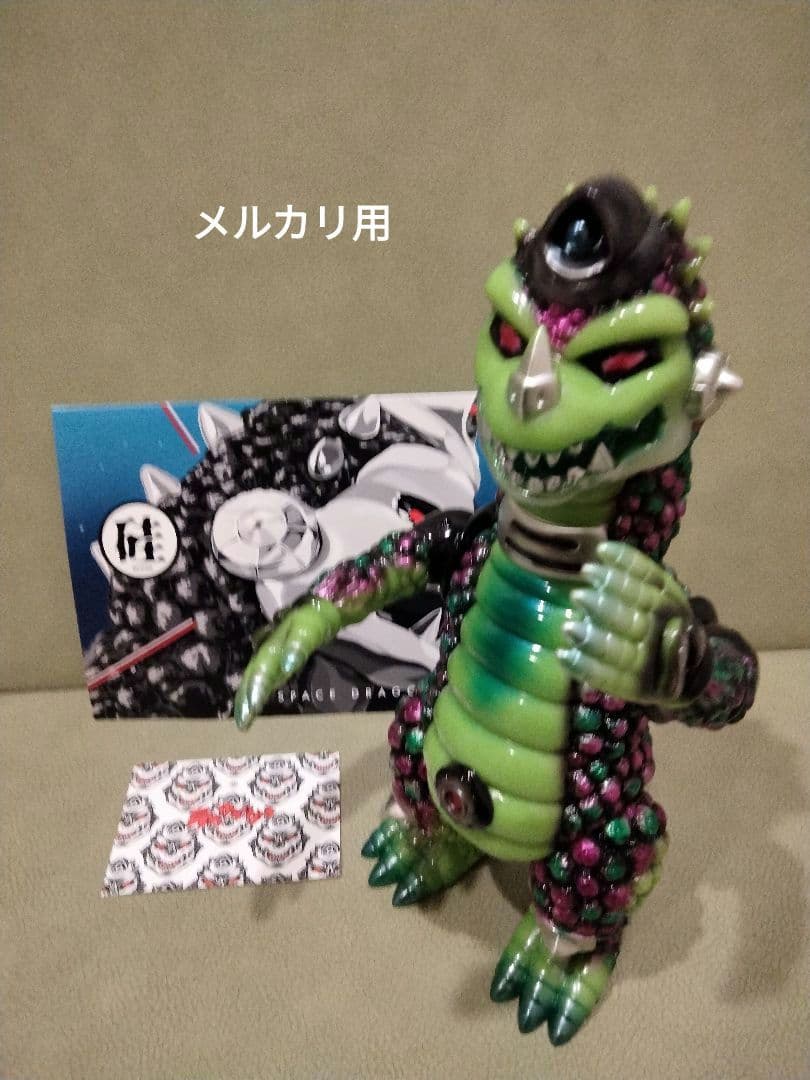 ソフビ　SILICON STUDIO　宇宙龍　izumonster 安楽安作