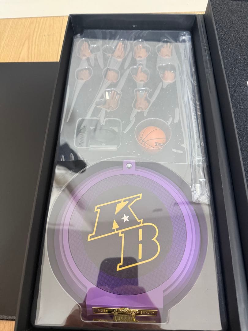 【週末値下げ】エンターベイ コービー・ブライアント kobe