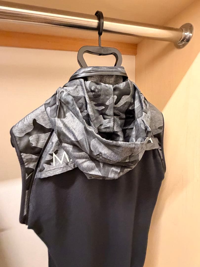 マークアンドロナ　ジャージセットアップ