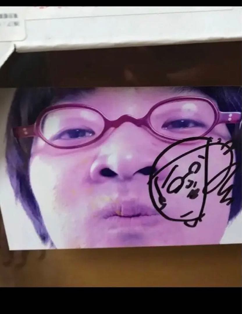 南海キャンディーズなど直筆サイン&生写真セット※額縁付き