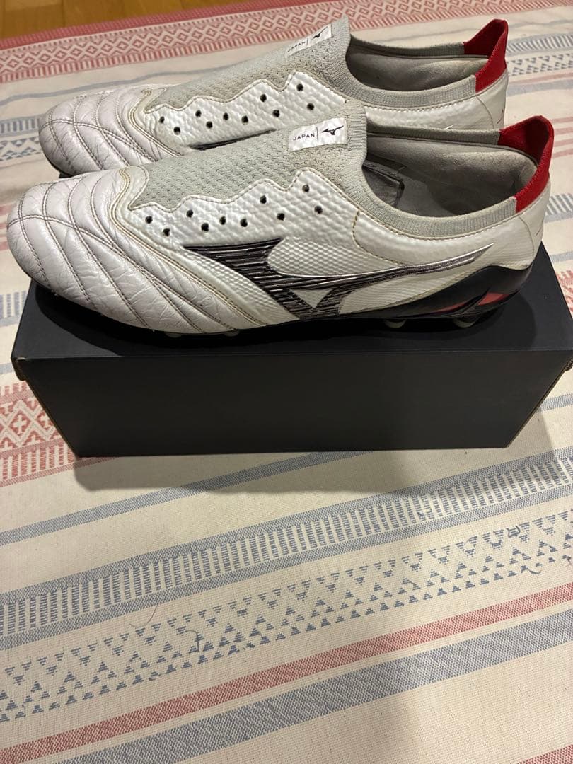 【美品】モレリアネオ4β ジャパン　26.5