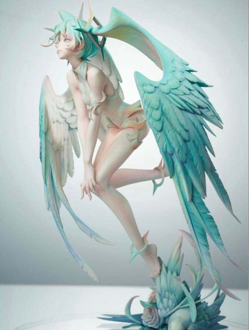 ガレージキット STARMANIA 初音ミク Aurora:miku Ver.