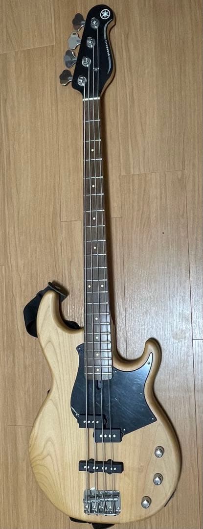 エレキベース YAMAHA