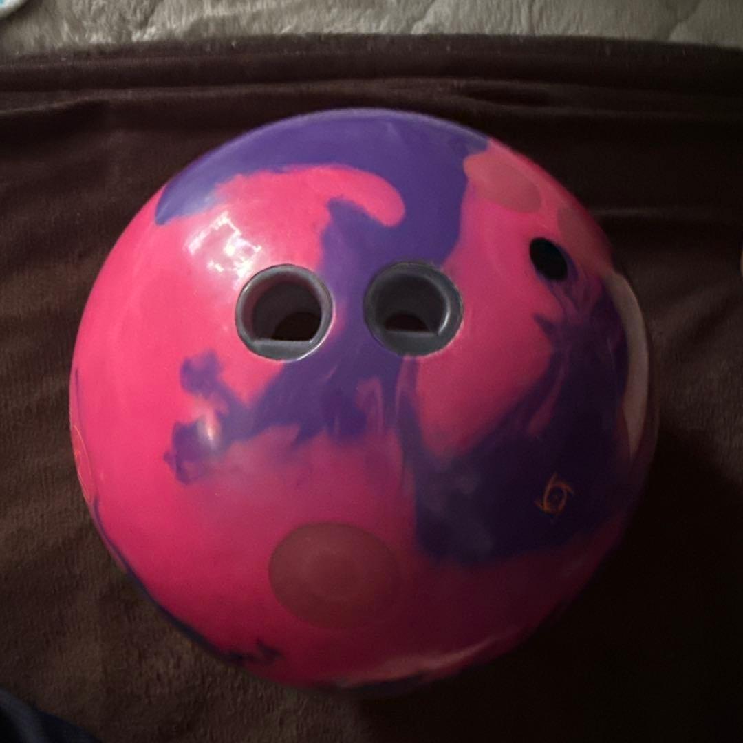 ユ*ン様 STORM BITE PANIC ボウリングボール