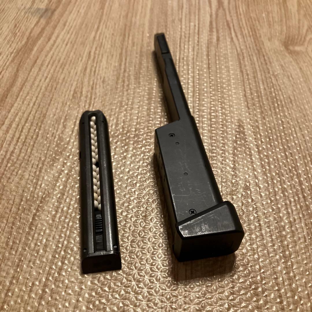 P226 シルバー/ブラック & P7 M13 ブラック