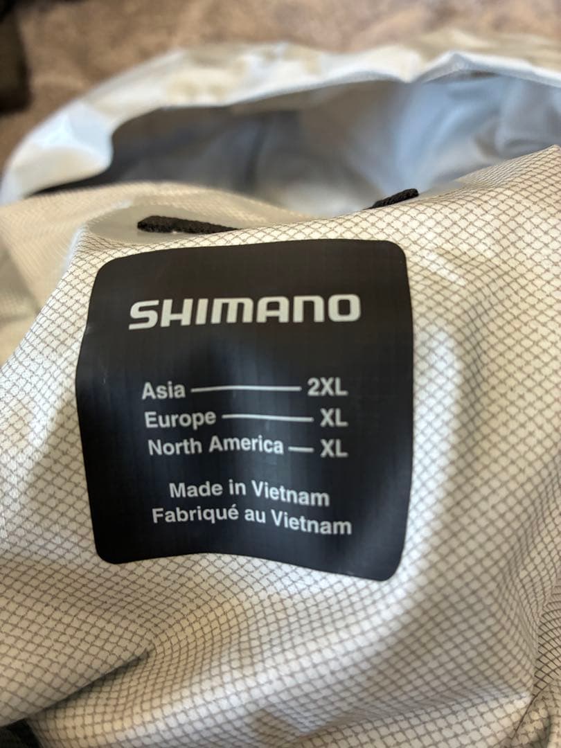 シマノ25ULイージーケアジャケットライトグレー