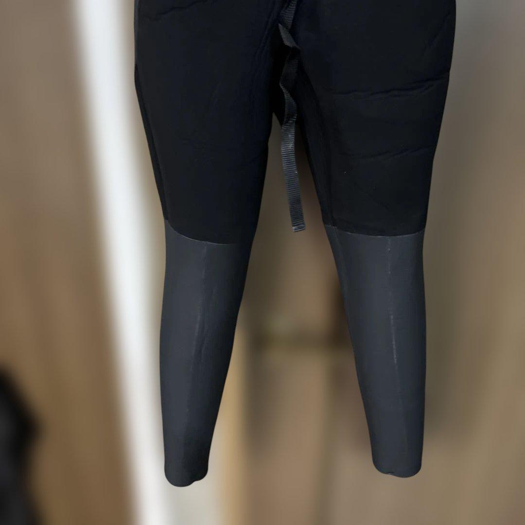 FELLOW セミドライ 5×3mm ウェットスーツ　160B