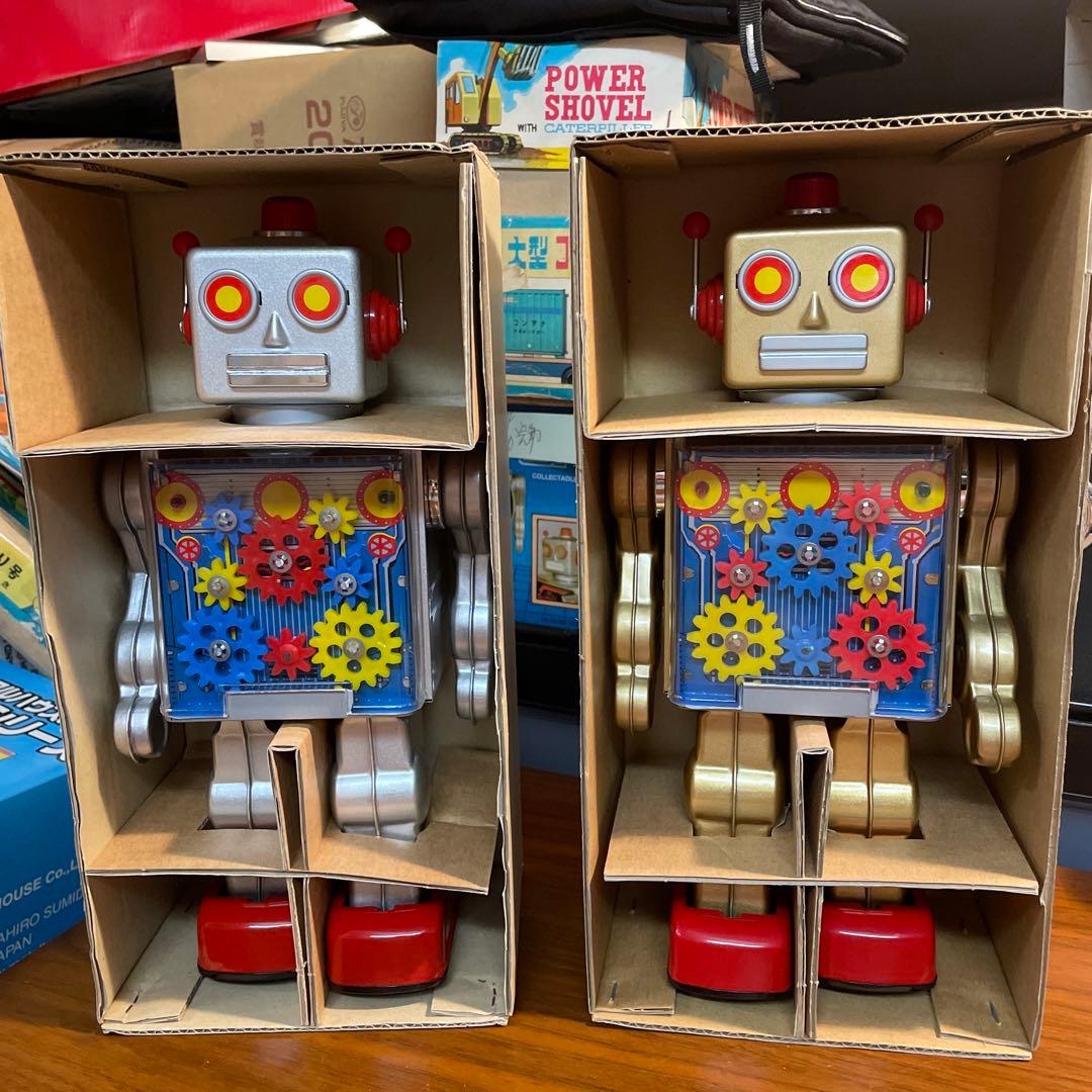 新品保管品メタル社ギアロボ未使用シルバー&ゴールド（A社無在庫転売屋に注意して）