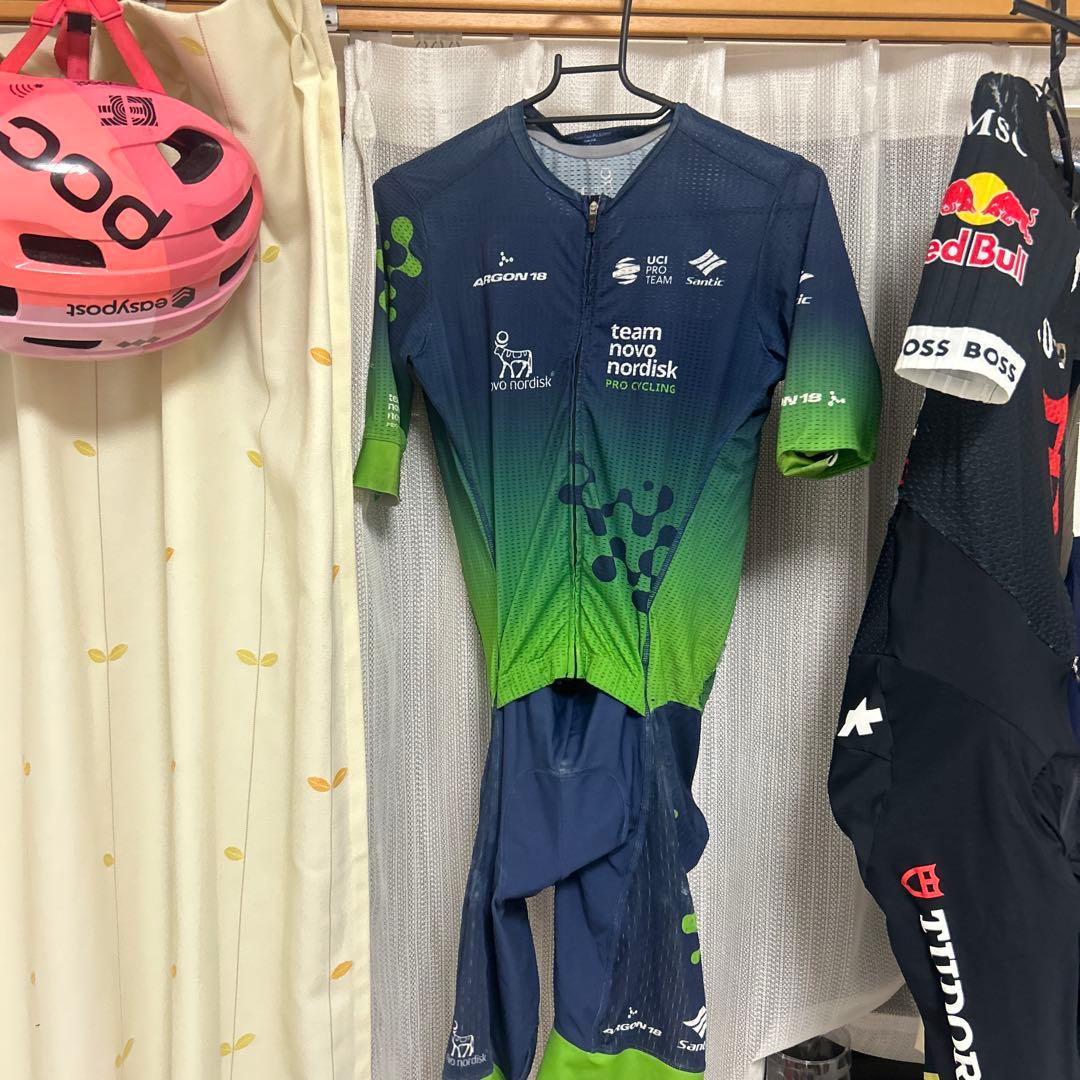 選手支給品　チーム　ノボノル・ディスク　サイクルジャージ